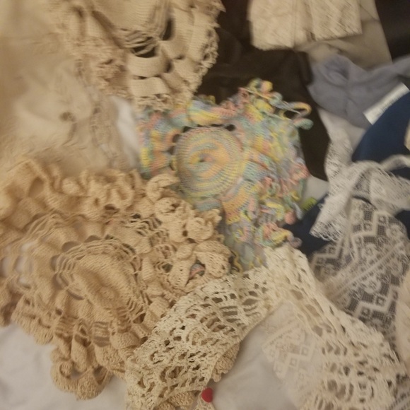 Assorted Lace and Crochet Doilies ribbon craft supplies scarf sewing bundle - Picture 7 of 10